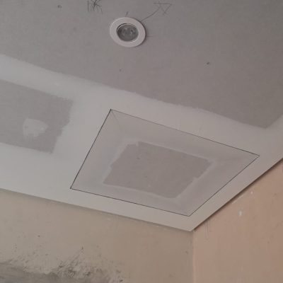 Forros com sancas croicas, testeiras, rebaixos, leds sanca ondulada e rebaixo decorativo.