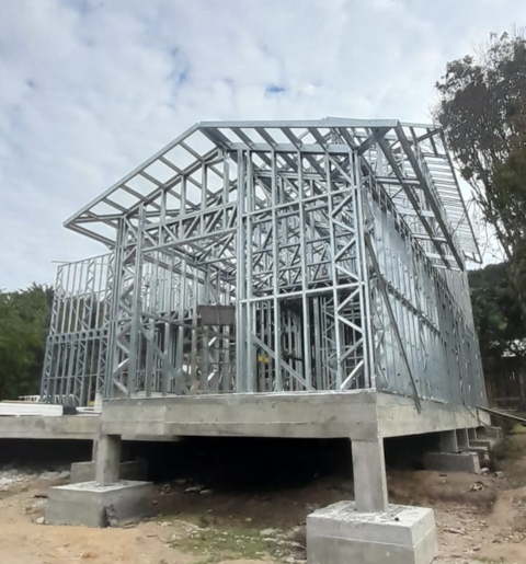 Steel frame casa de alto padrão.