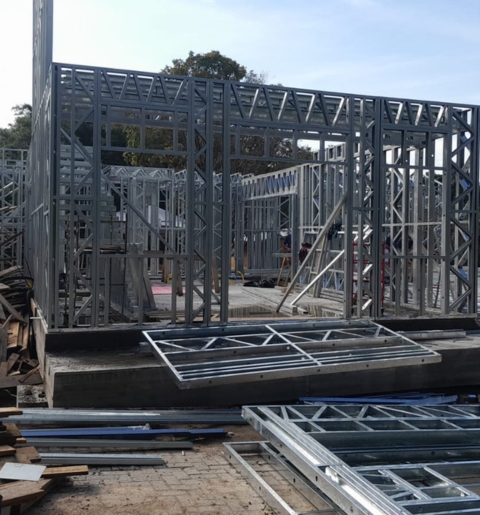Steel frame casa de alto padrão.